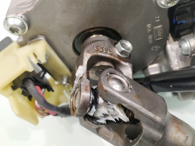 488103776R Renault (RVI)