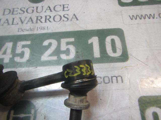 Montante direito de estabilizador dianteiro 4882030090 TOYOTA