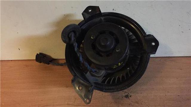 Motor de ventilador de forno (de aquecedor de salão) 4882339 CHRYSLER