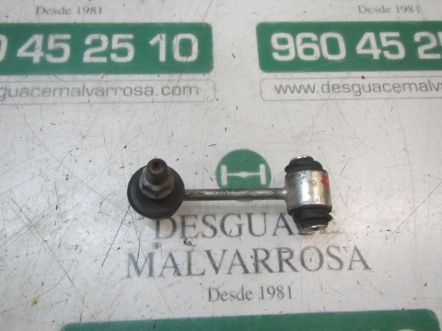 Montante de estabilizador traseiro 4883030090 TOYOTA