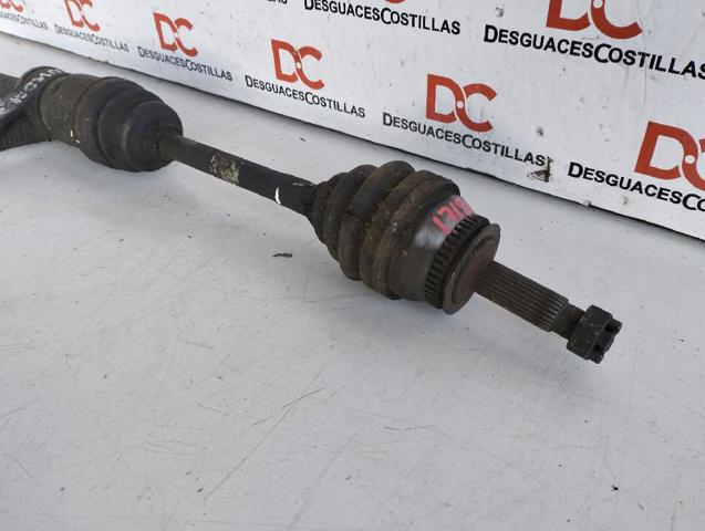 Semieixo (acionador) dianteiro direito 4950117150 HYUNDAI