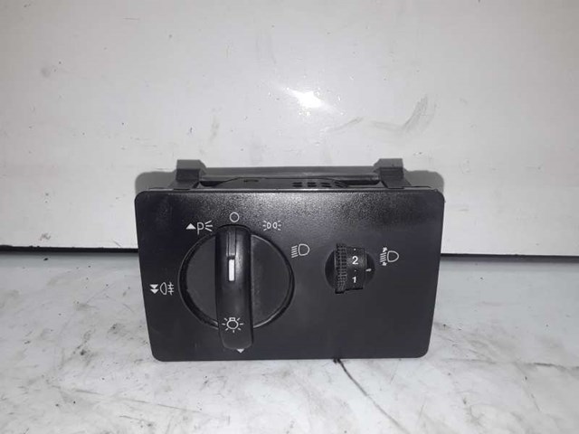 498610 Ford