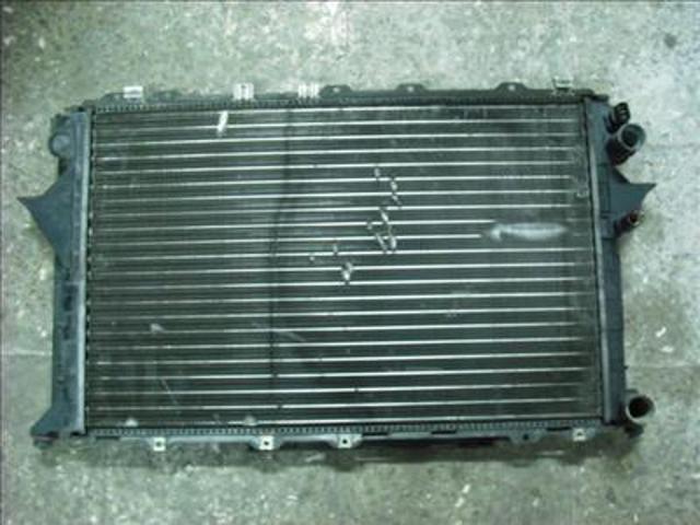 Radiador de esfriamento de motor 4A0121251M VAG