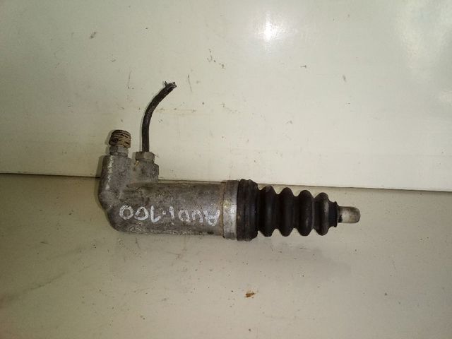 Cilindro de trabalho de embraiagem 4A0721261 VAG