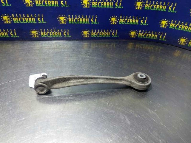 Bloco silencioso dianteiro do braço oscilante superior 4B0407515 VAG