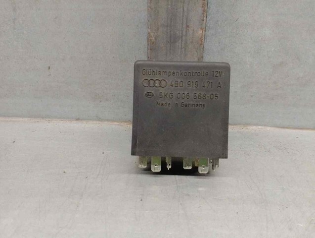  para Audi A4  (8D2)