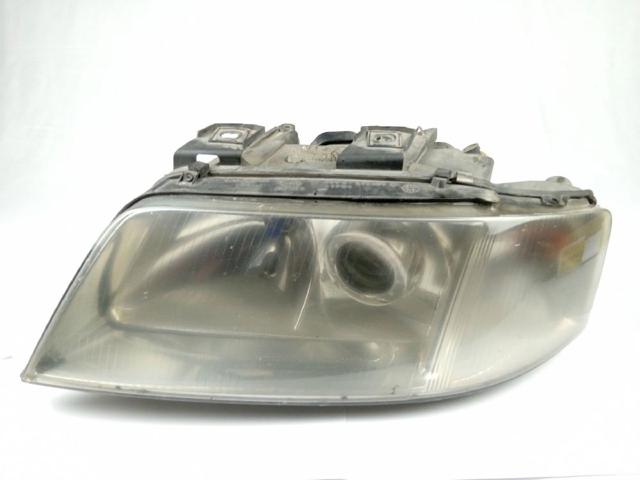 Luz esquerda para Audi A6 4B2, 4B4
