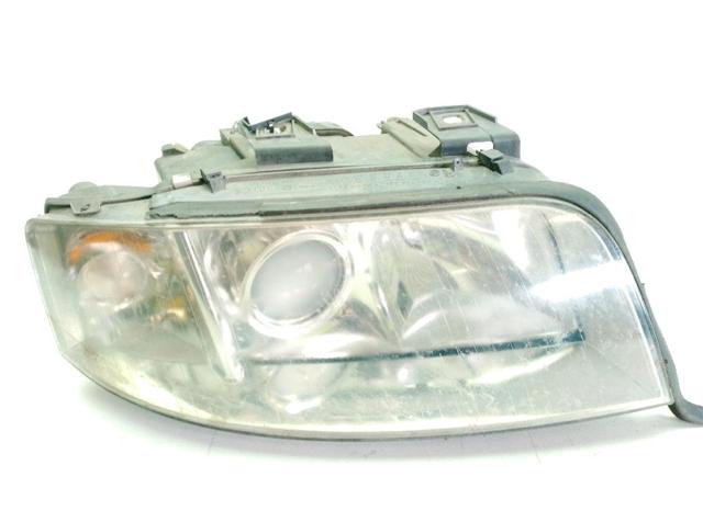 Luz direita 4B0941030AB VAG