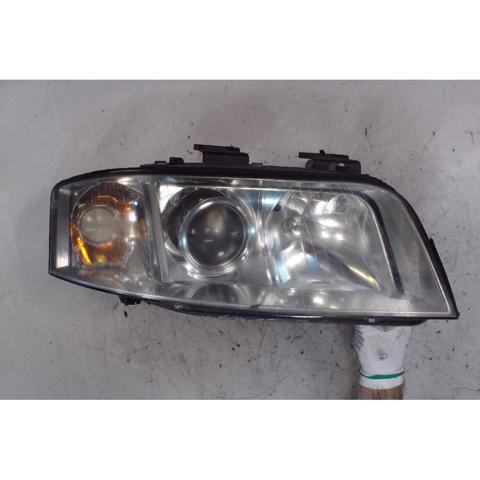 Luz direita 4B0941030R VAG