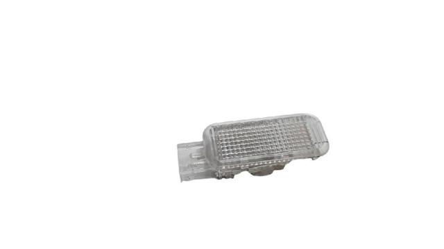 Quebra-luz da luz de fundo da seção de bagagem 4B0947415 VAG