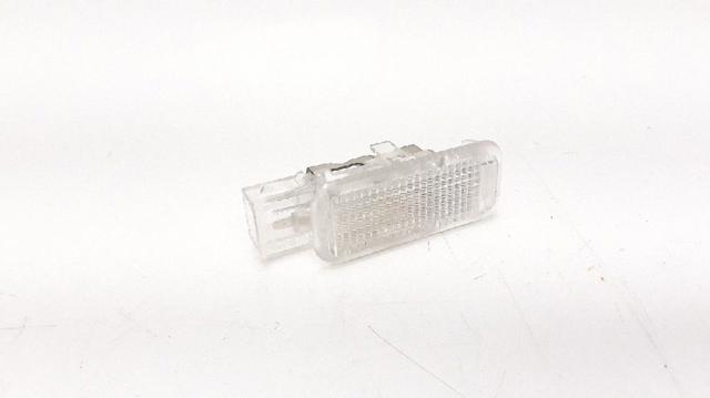 Quebra-luz da luz de fundo da seção de bagagem 4B0947415 VAG
