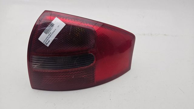 Lanterna traseira direita 4B5945096B VAG