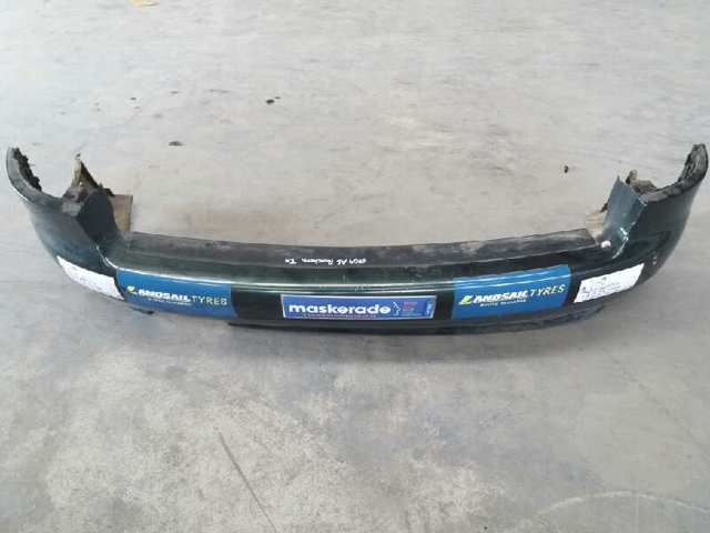 Pára-choque traseiro 4B9807303 VAG
