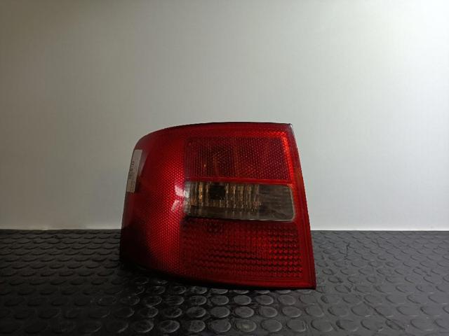 Lanterna traseira direita 4B9945096F3FZ VAG