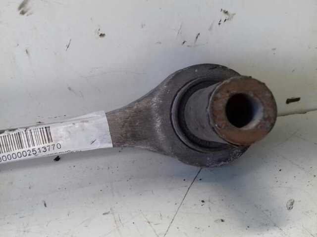 Barra transversal de suspensão traseira 4D0501529E VAG