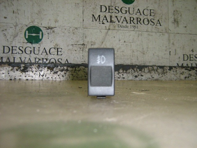 Botão de ativação das luzes de nevoeiro 4D094153501C VAG