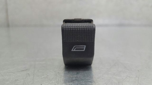 Botão traseiro direito de ativação de motor de acionamento de vidro 4D095985501C VAG