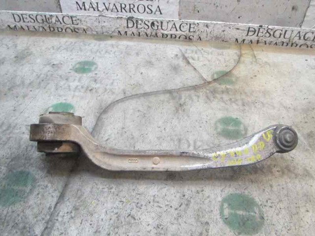Braço oscilante inferior direito de suspensão dianteira 4E0407694N VAG