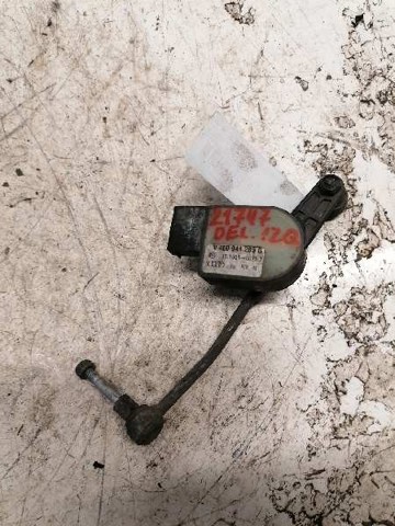 Sensor dianteiro esquerdo do nível de posição de carroçaria 4E0941285G VAG