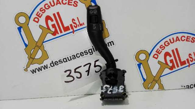 Comutador direito instalado na coluna da direção 4E0953503E VAG