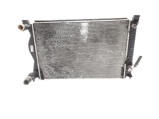 Radiador de esfriamento de motor 4F0121251AF VAG
