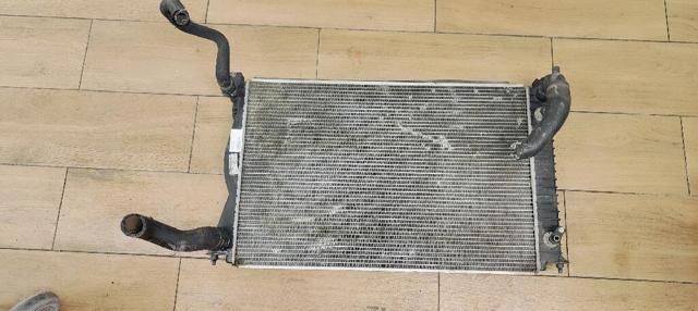 Radiador de esfriamento de motor 4F0121251P VAG