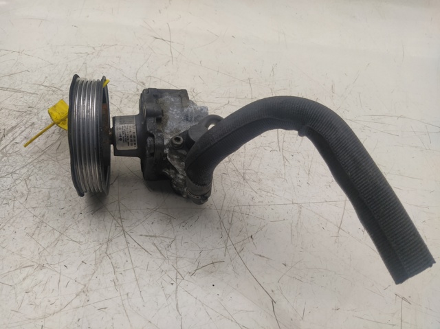 Bomba da Direção hidrâulica assistida 4F0145156B VAG