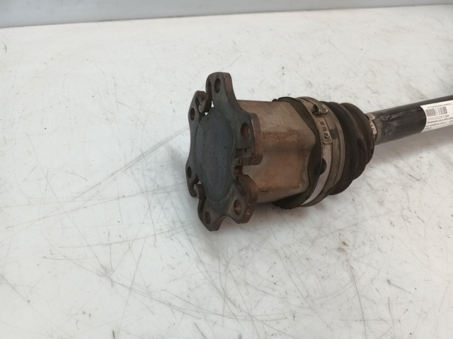 Semieixo (acionador) dianteiro direito 4F0407272H VAG
