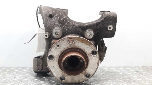 Braço oscilante inferior direito de suspensão traseira 4F0505312M VAG