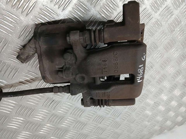 Suporte do freio traseiro direito 4F0615404F VAG