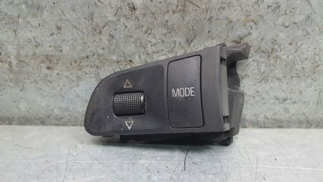 4F0951527C VAG