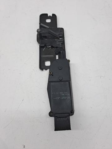 Motor acionador de abertura/fechamento de porta-malas (de 3ª/5ª porta traseira) 4F9827383E VAG