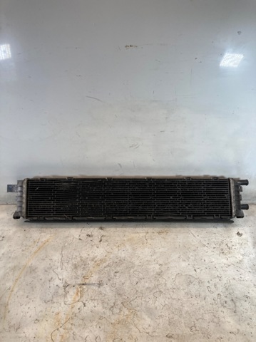 Radiador de esfriamento de motor adicional 4G0145804A VAG