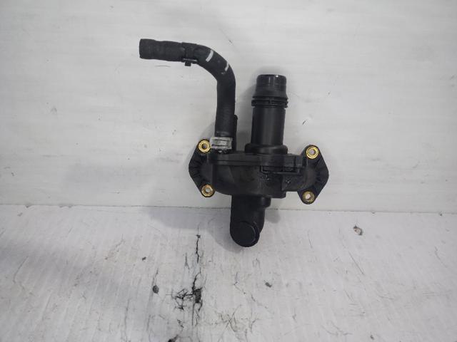 4H2Q8592 Land Rover