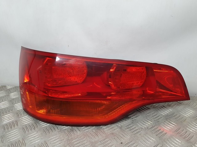 Lanterna traseira esquerda 4L0945093 VAG