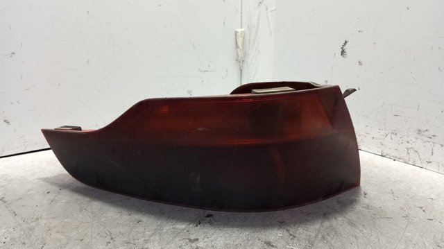 Lanterna traseira esquerda 4L0945093 VAG