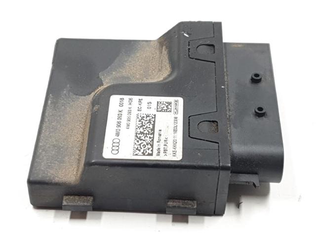 Módulo de direção (Centralina eletrônica) da bomba de combustível 4M0906093K VAG