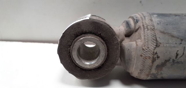 Suporte de amortecedor traseiro 4M5118080AAD FORD