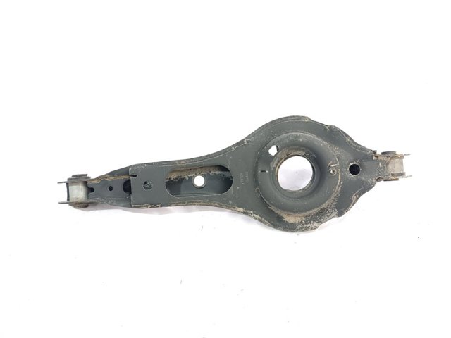 Braço oscilante inferior esquerdo de suspensão traseira/direita 4M515K652AD FORD