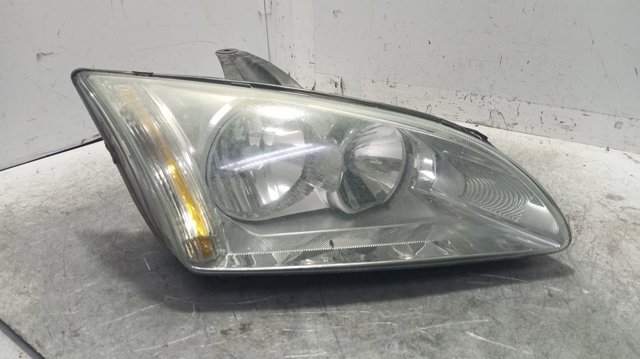 Tampa da luz direita 4M5H3K060AA FORD