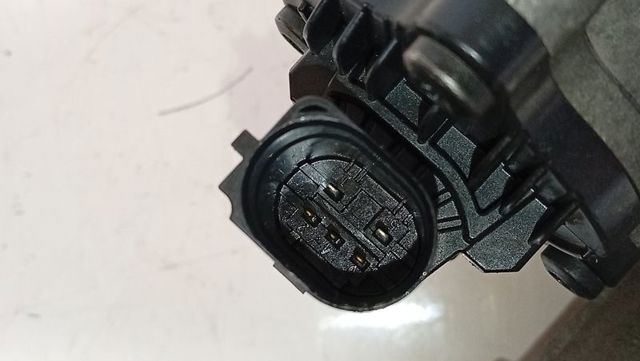 4M5Q9424CC Ford