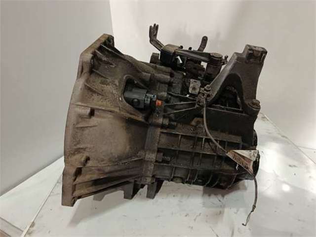 4M5R7F096YA Ford