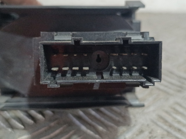 Comutador das luzes no "painel de instrumentos" 4M5T13A024AA FORD