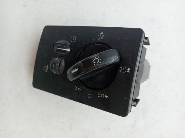 Comutador das luzes no "painel de instrumentos" 4M5T13A024AA FORD