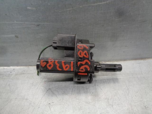 4M5T7C534AA Land Rover
