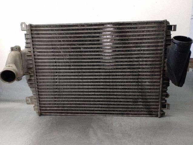 Radiador de intercooler 4R839L440AC JAGUAR