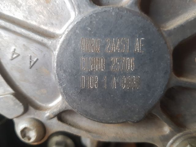 4R8Q2A451AE Land Rover
