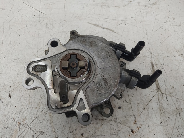 4R8Q2A451AF Land Rover