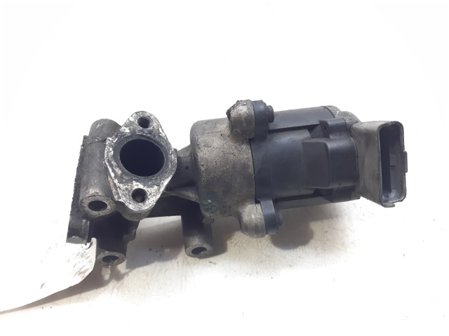4R8Q9D475A Land Rover
