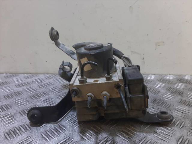 4S612M110DA Ford